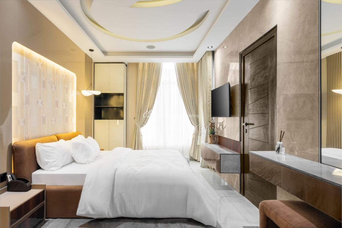 Luxury 3 Bedroom Apartment with Housekeeping and Private Cinema, Gymnasium, Swimming Pool,smar Door Lock, Ikoyi, Lagos, Flat / Apartment Short Let