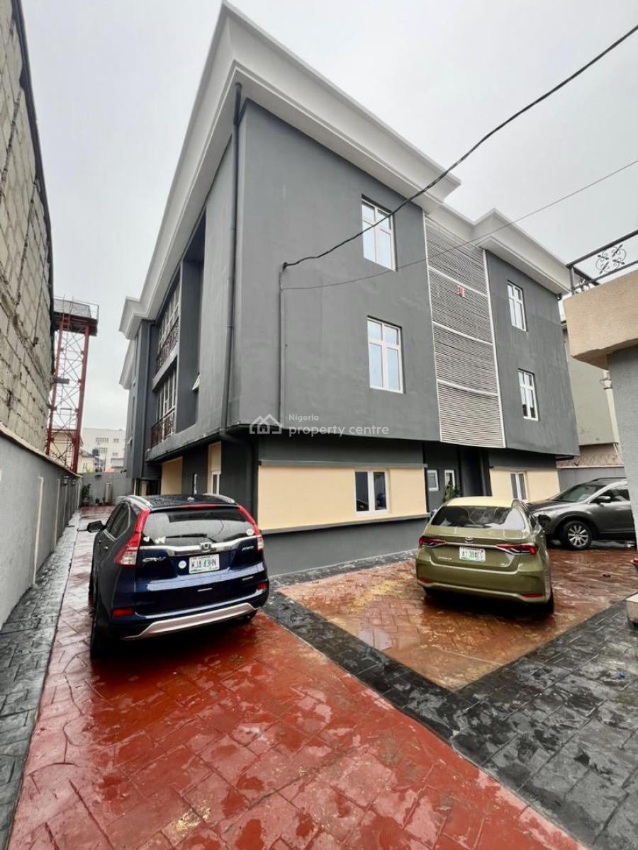 Exquisite Spacious 3 Bedroom Apartment, Chevron Lekki, Lekki, Lagos, Flat / Apartment for Rent