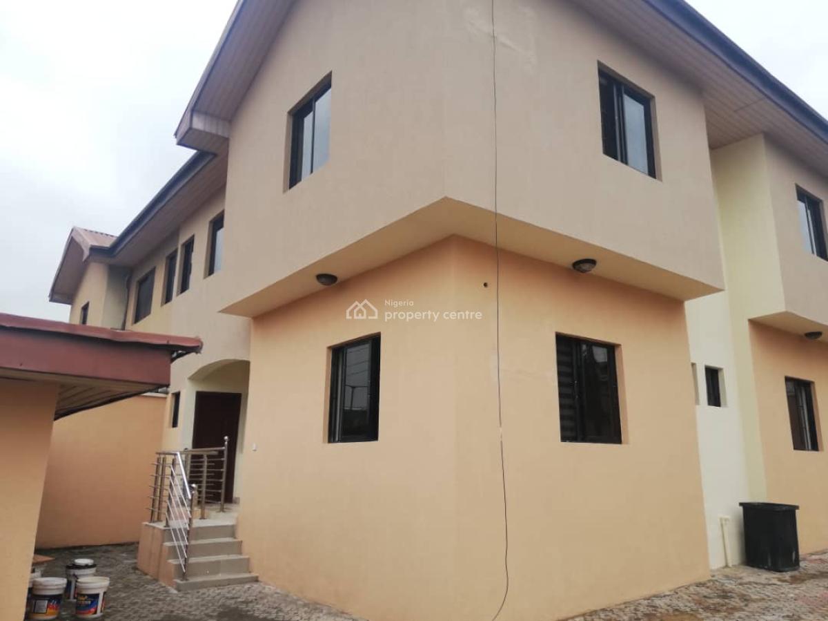 Luxury 4bedroom, Magodo, Lagos, Semi-detached Duplex for Rent