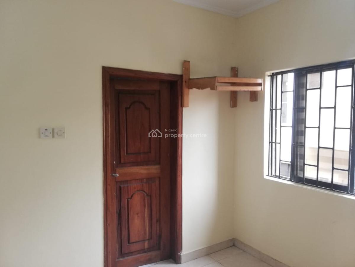 Luxury 4bedroom, Magodo, Lagos, Semi-detached Duplex for Rent