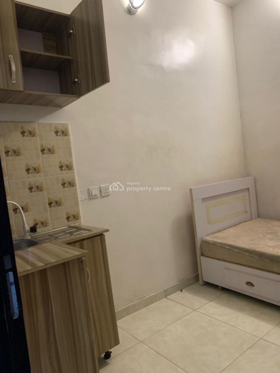 Nice and Spacious Roomself Contained Bq with Open Plan Kitchen and War, Bera Estate Chevron, Lekki, Lagos, Self Contain (single Rooms) for Rent