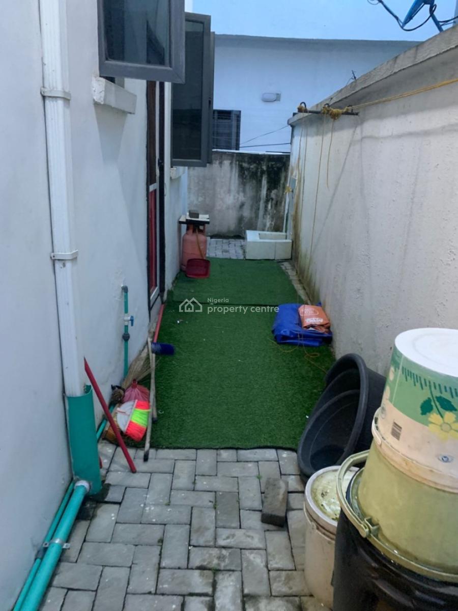 Nice and Spacious Roomself Contained Bq with Open Plan Kitchen and War, Bera Estate Chevron, Lekki, Lagos, Self Contain (single Rooms) for Rent