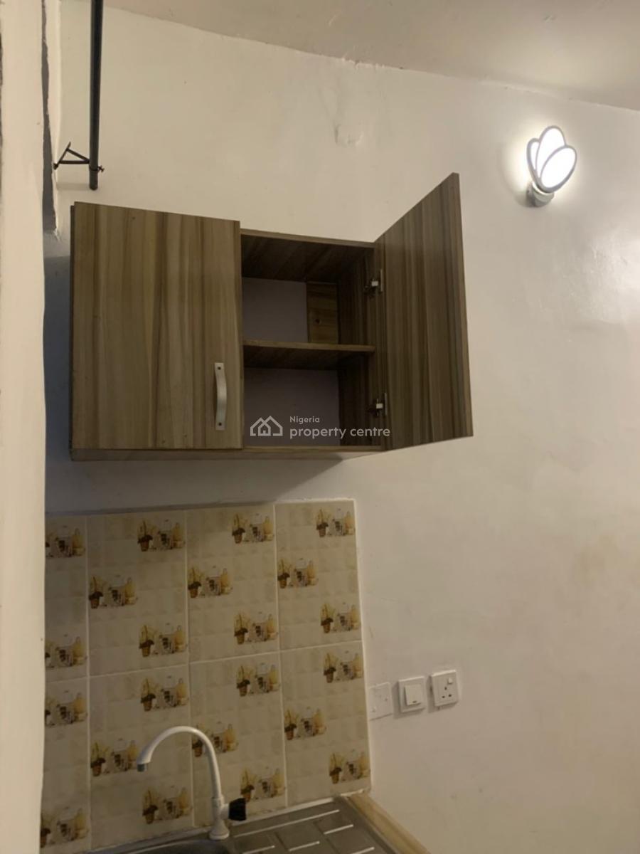 Nice and Spacious Roomself Contained Bq with Open Plan Kitchen and War, Bera Estate Chevron, Lekki, Lagos, Self Contain (single Rooms) for Rent
