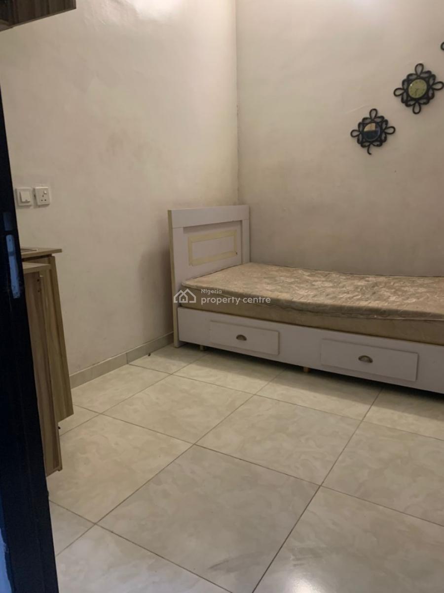 Nice and Spacious Roomself Contained Bq with Open Plan Kitchen and War, Bera Estate Chevron, Lekki, Lagos, Self Contain (single Rooms) for Rent