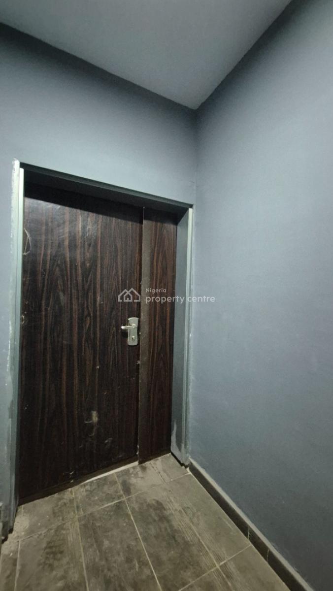 Direct New 3 Bedroom Office Space in Anthony Villlage for Office Only, Anthony Village Lagos, Anthony, Maryland, Lagos, Flat / Apartment for Rent