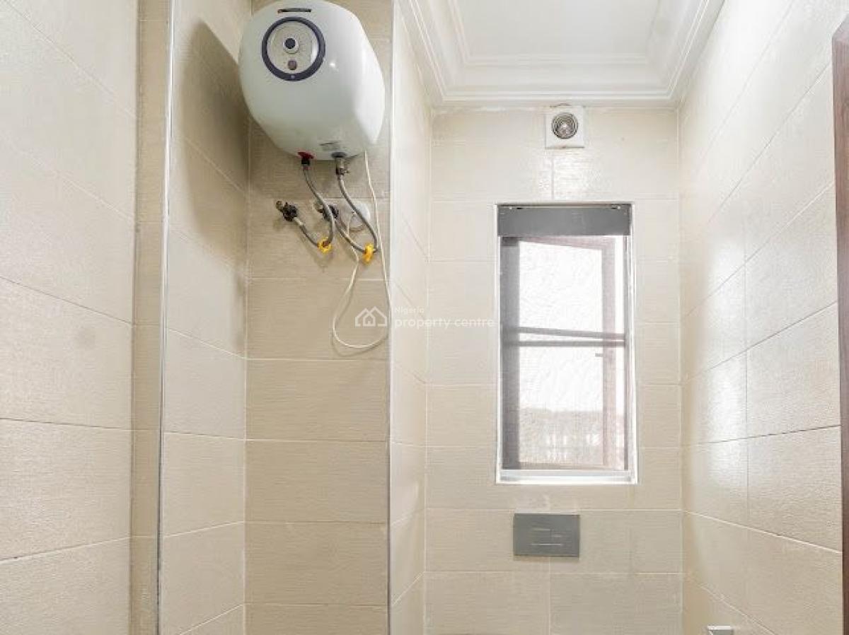 Luxury 3 Bedroom Apartment, Periwinkle Estate, Lekki Phase 1, Lekki, Lagos, Flat / Apartment Short Let