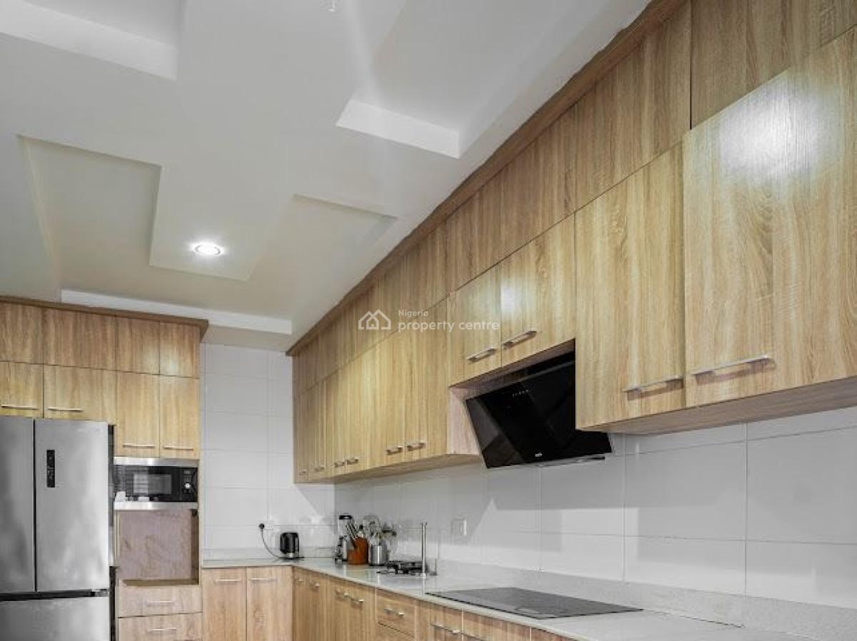 Luxury 3 Bedroom Apartment, Periwinkle Estate, Lekki Phase 1, Lekki, Lagos, Flat / Apartment Short Let