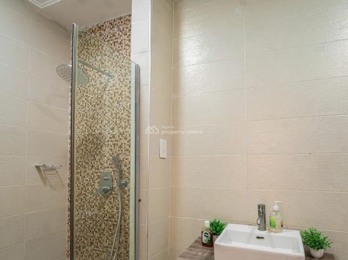 Luxury 3 Bedroom Apartment, Periwinkle Estate, Lekki Phase 1, Lekki, Lagos, Flat / Apartment Short Let