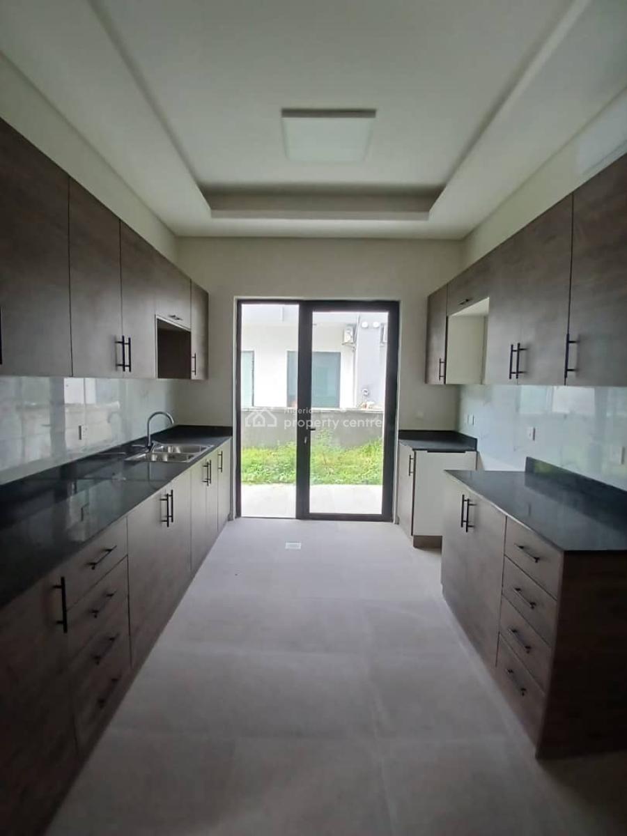 Brand New 5 Bedrooms Semi Detached Duplex with Bq, Maiyegun Beach Resort, Jakande, Lekki, Lagos, Semi-detached Duplex for Rent