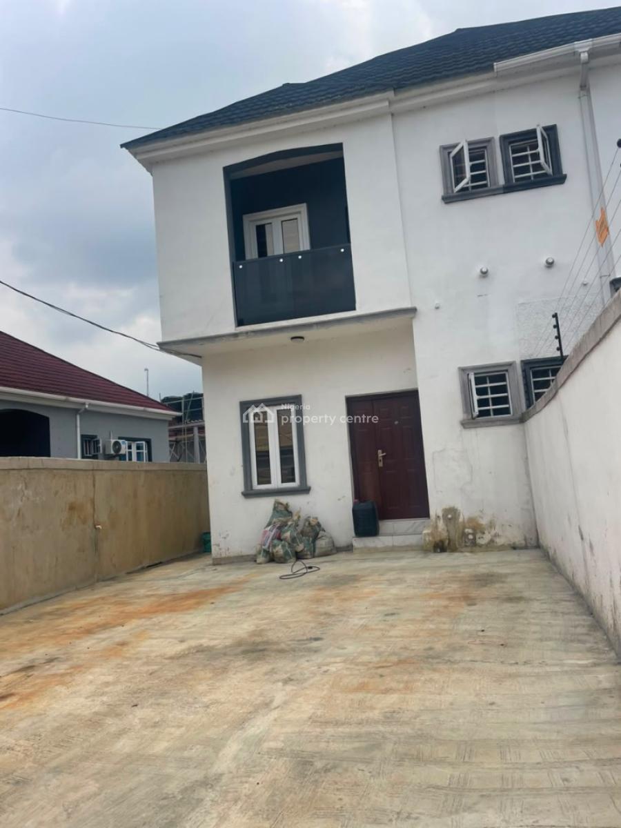 4-bedroom Semi-detached Duplex at Magodo Phase 1 Gra., Gra Phase 1, Magodo, Lagos, Semi-detached Duplex for Rent