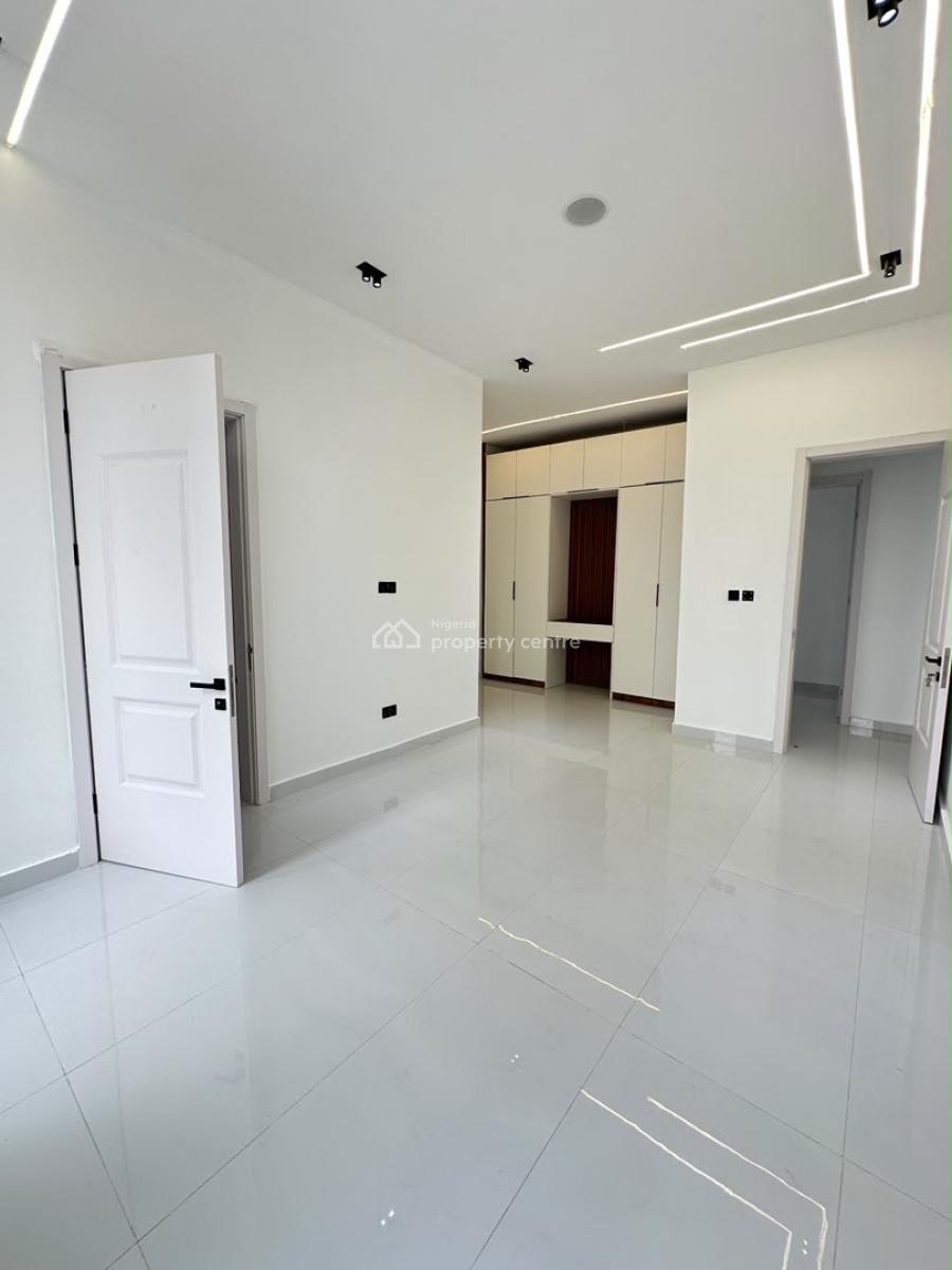 Exquisite 5 Bedroom Terrace Duplex with Self Compound and Bq, Lekki Phase 1, Lekki, Lagos, Terraced Duplex for Sale