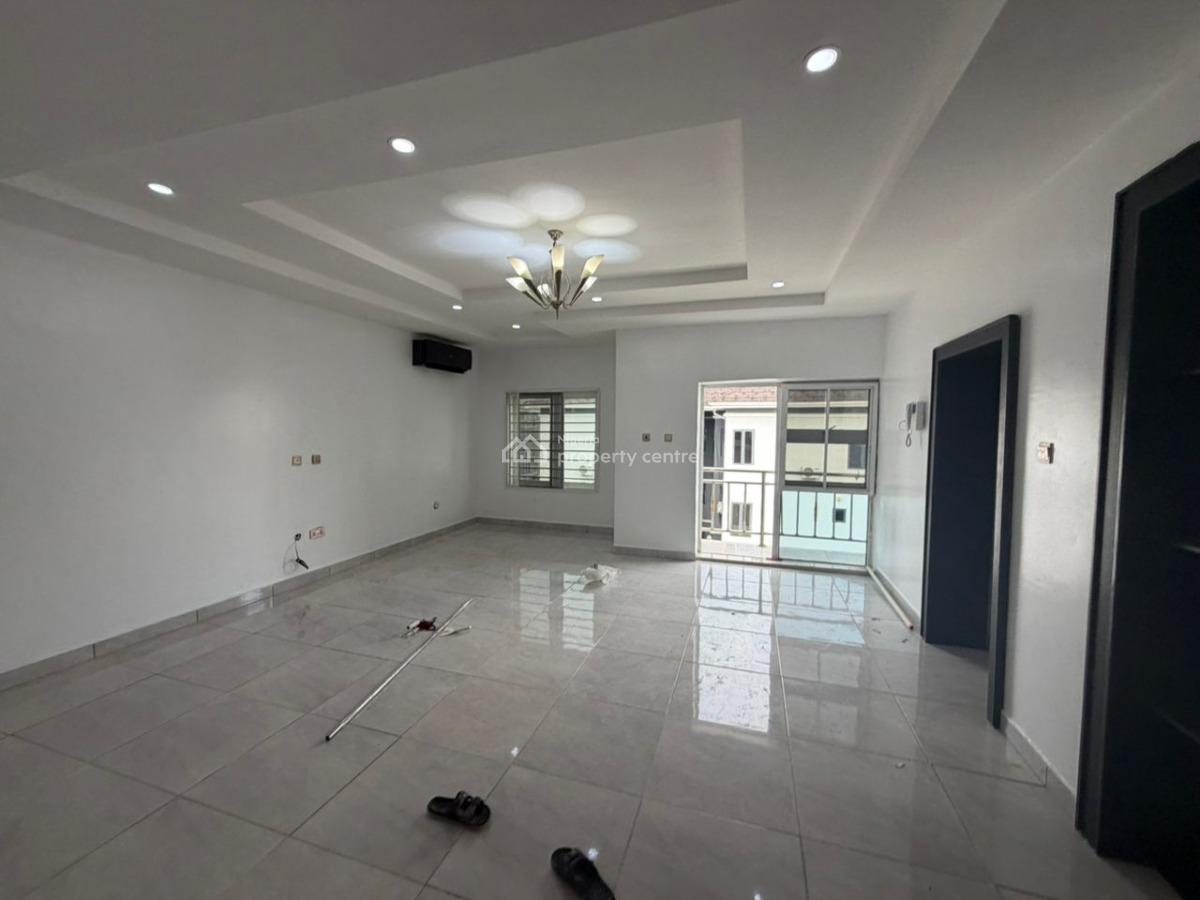 Services 2 Bedroom Flat with Gen and Ac., Jahi, Abuja, Flat / Apartment for Rent