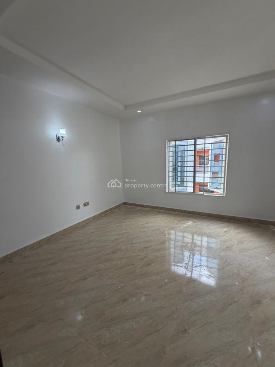 Services 2 Bedroom Flat with Gen and Ac., Jahi, Abuja, Flat / Apartment for Rent
