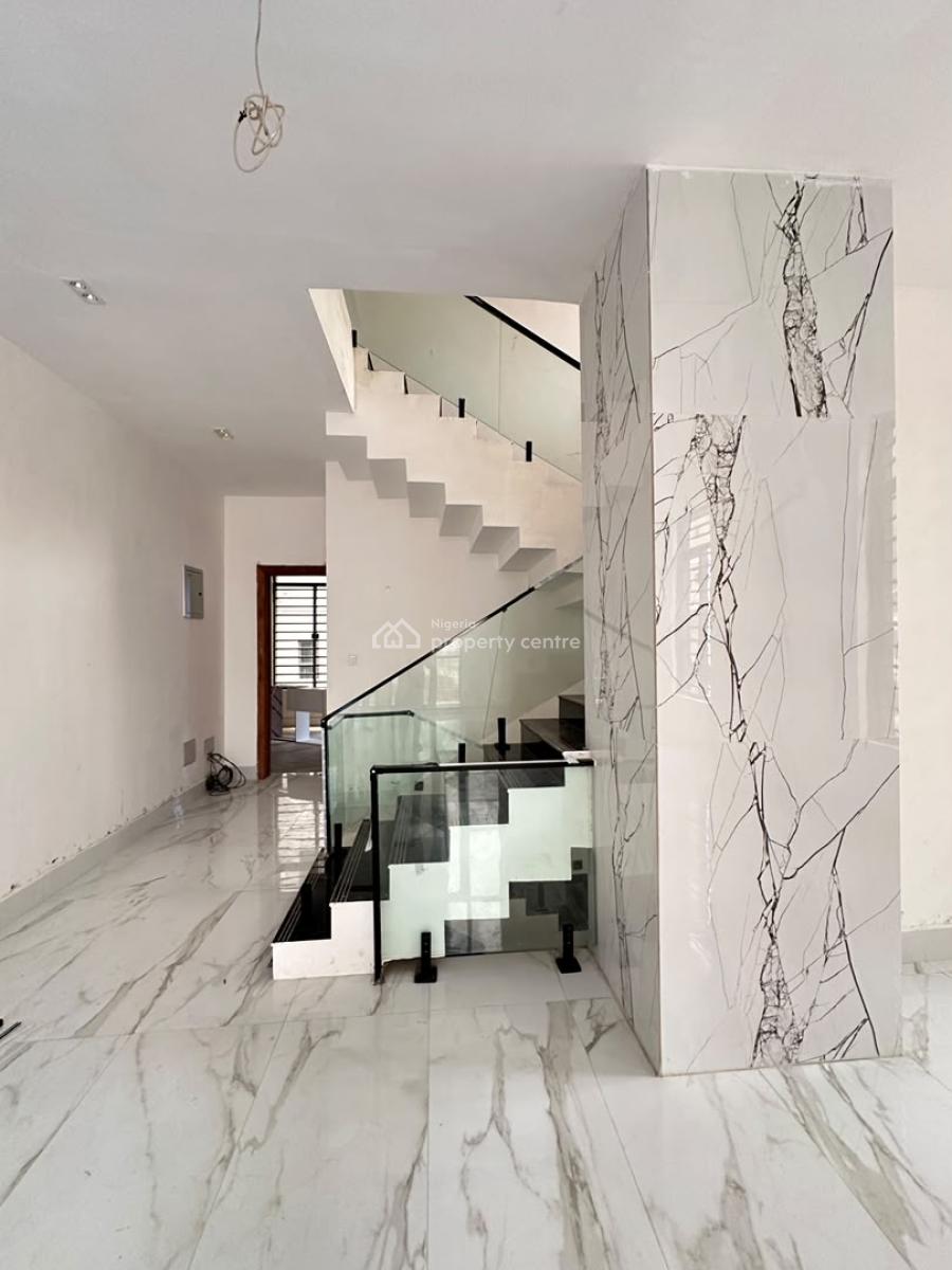 Uniquely-built  4 Bedroom Terrace Duplex with Bq and Laundry Room, Lekki Phase1, Lekki, Lagos, Terraced Duplex for Sale