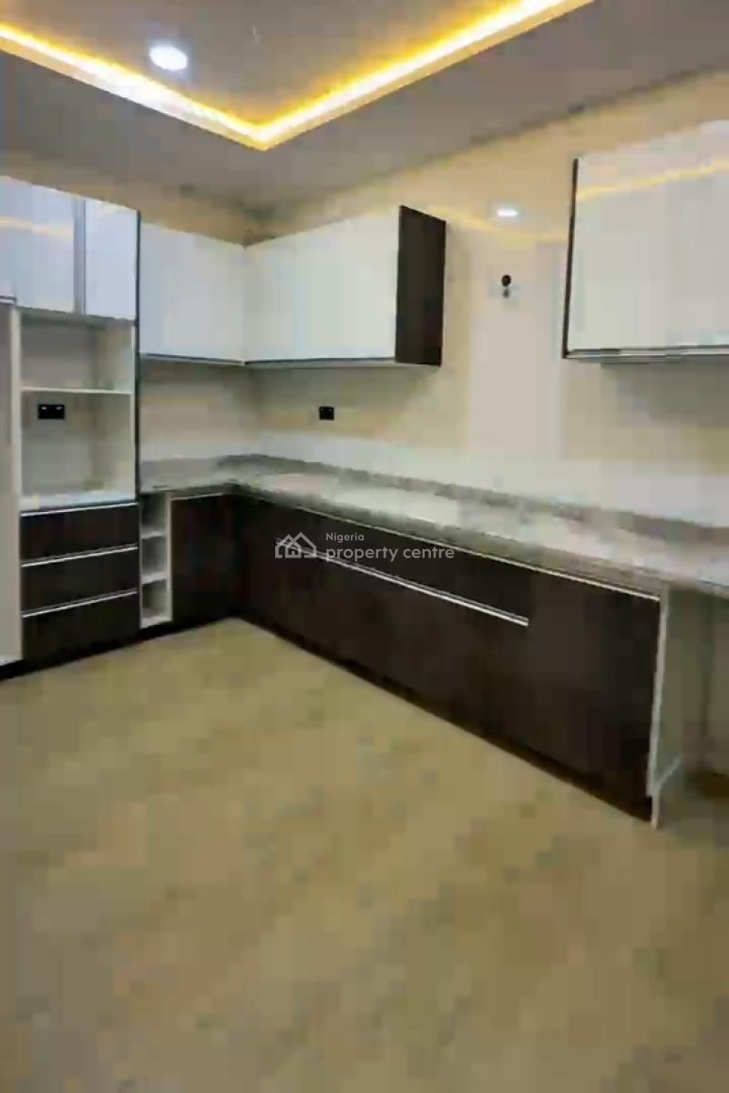4-bedroom Terrace Duplex with Bq in Guzape, Guzape District, Abuja, Terraced Duplex for Sale