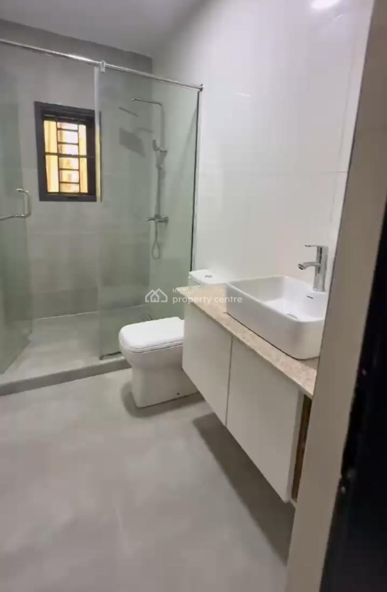 4-bedroom Terrace Duplex with Bq in Guzape, Guzape District, Abuja, Terraced Duplex for Sale