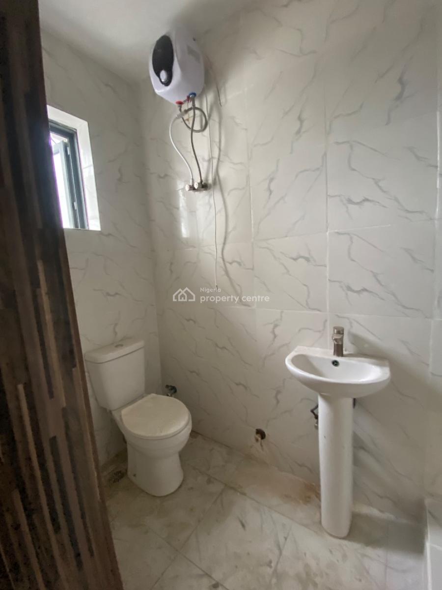 Lovely Newly Built 2 Bedroom Apartment, Chevron , in a Secured Estate, Lekki, Lagos, Flat / Apartment for Rent