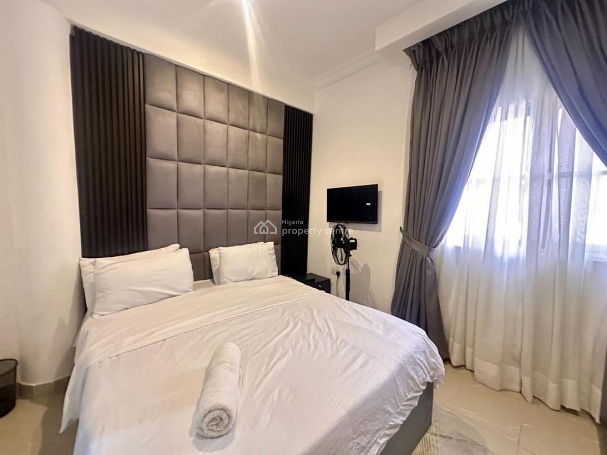 Furnished 3-bedroom Apartment in Lekki Phase 1, Lekki Phase 1, Lekki, Lagos, Flat / Apartment for Rent