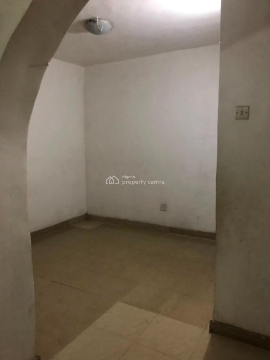 Lovely 3 Bedroom Apartment in an Estate, Cement Axis, Slightly Off Ikeja, Mangoro, Ikeja, Lagos, Flat / Apartment for Rent