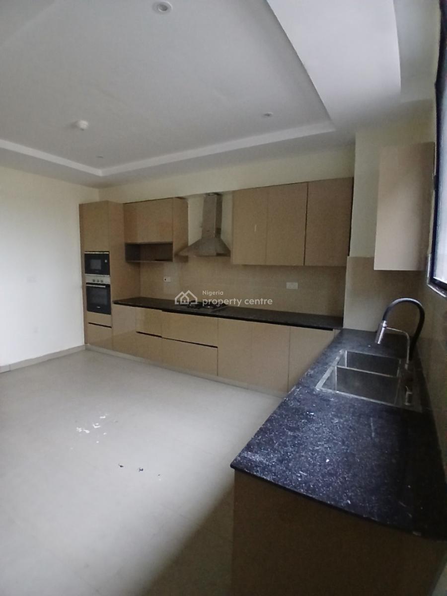 1 Room Bq, Elevator, Swimming Pool, Gym, 24/7 Power Supply, 24/7 Secur, Lekki Phase 1, Lekki, Lagos, Flat / Apartment for Rent