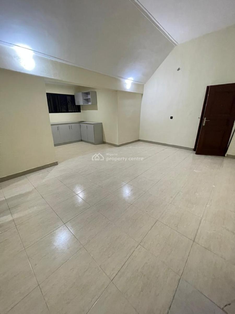 Well Maintained, Spacious Studio Apartment (upstairs), Ikota, Lekki, Lagos, Flat / Apartment for Rent