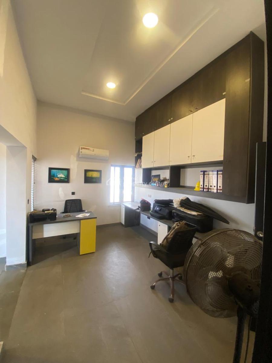 Luxury 3 Bedroom Apartment + Penthouse, Richmond Estate, Ikate Elegushi, Lekki, Lagos, Flat / Apartment for Sale