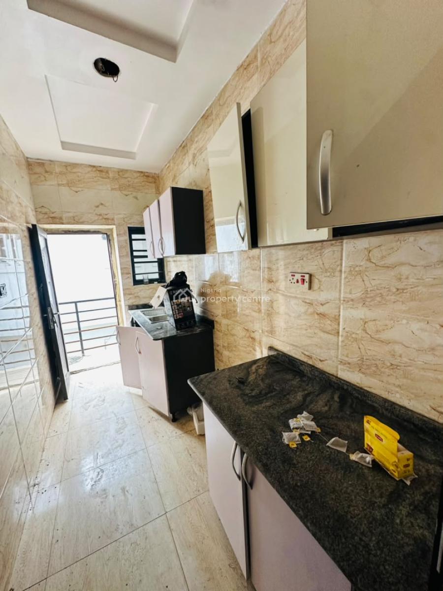 Spacious 2 Bedroom Apartment for in Ajah, Lekki, Lekki, Ajah, Lagos, Flat / Apartment for Rent
