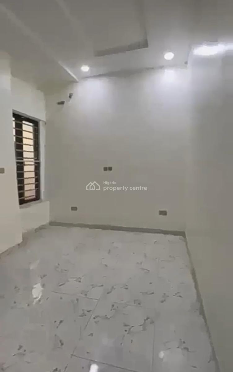 Upstairs Bedroom Inside a Shared Duplex { Video}, Before Roundabout Orchid Road, Lekki, Lagos, Self Contain (single Rooms) for Rent