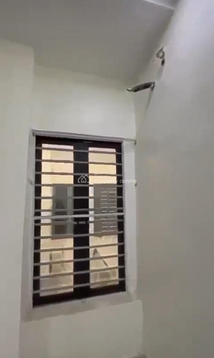 Upstairs Bedroom Inside a Shared Duplex { Video}, Before Roundabout Orchid Road, Lekki, Lagos, Self Contain (single Rooms) for Rent