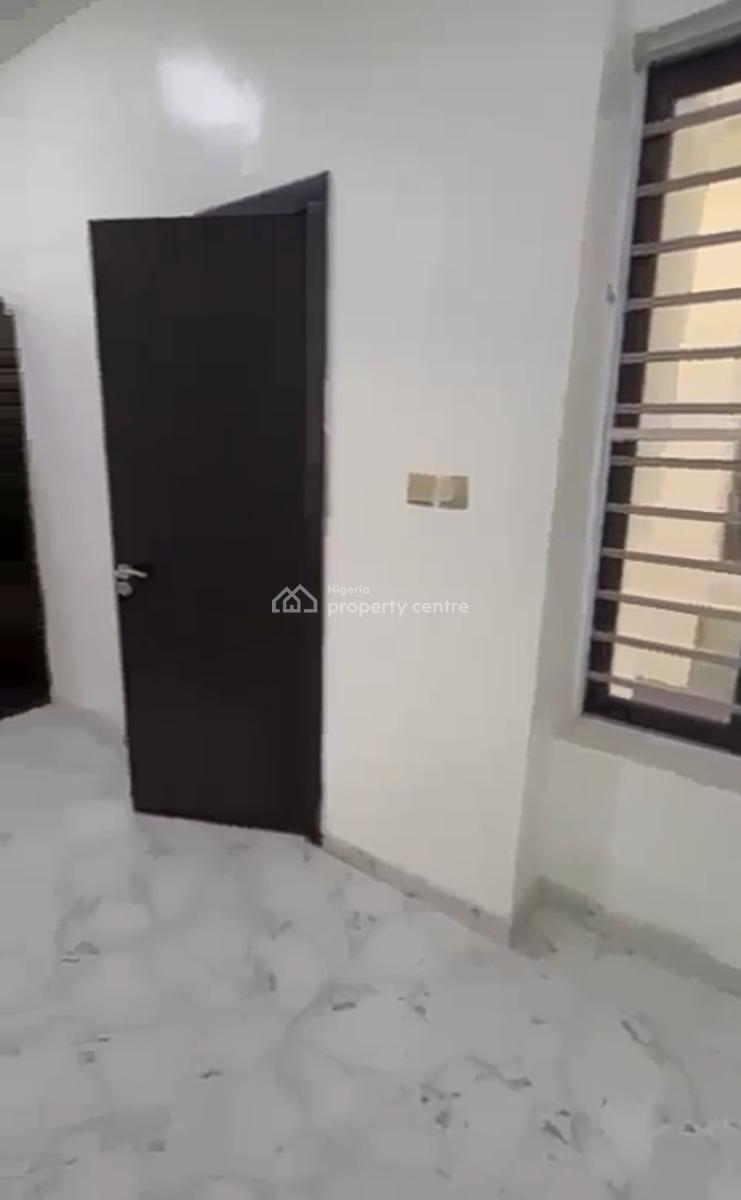 Upstairs Bedroom Inside a Shared Duplex { Video}, Before Roundabout Orchid Road, Lekki, Lagos, Self Contain (single Rooms) for Rent