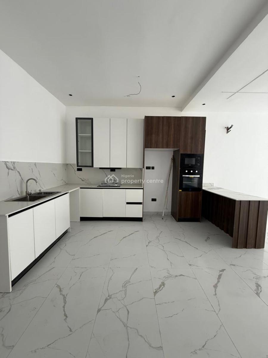 Newly Built 2 Bedroom Apartment Lekki 1, Lekki Phase 1, Lekki, Lagos, Flat / Apartment for Sale