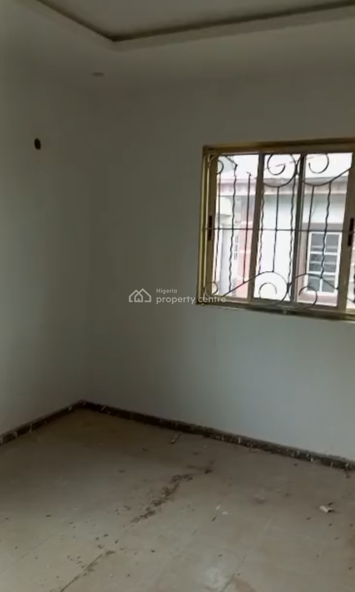 Decent 3 Bedroom Apartment, Gra Phase 2, Magodo, Lagos, Flat / Apartment for Rent