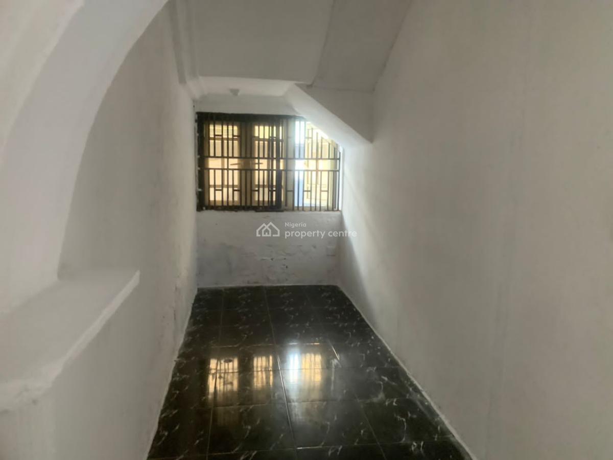 Beautiful Commercial 2bedroom Duplex in Lekki Phase 1, Lekki Phase 1, Lekki Phase 1, Lekki, Lagos, Semi-detached Duplex for Rent