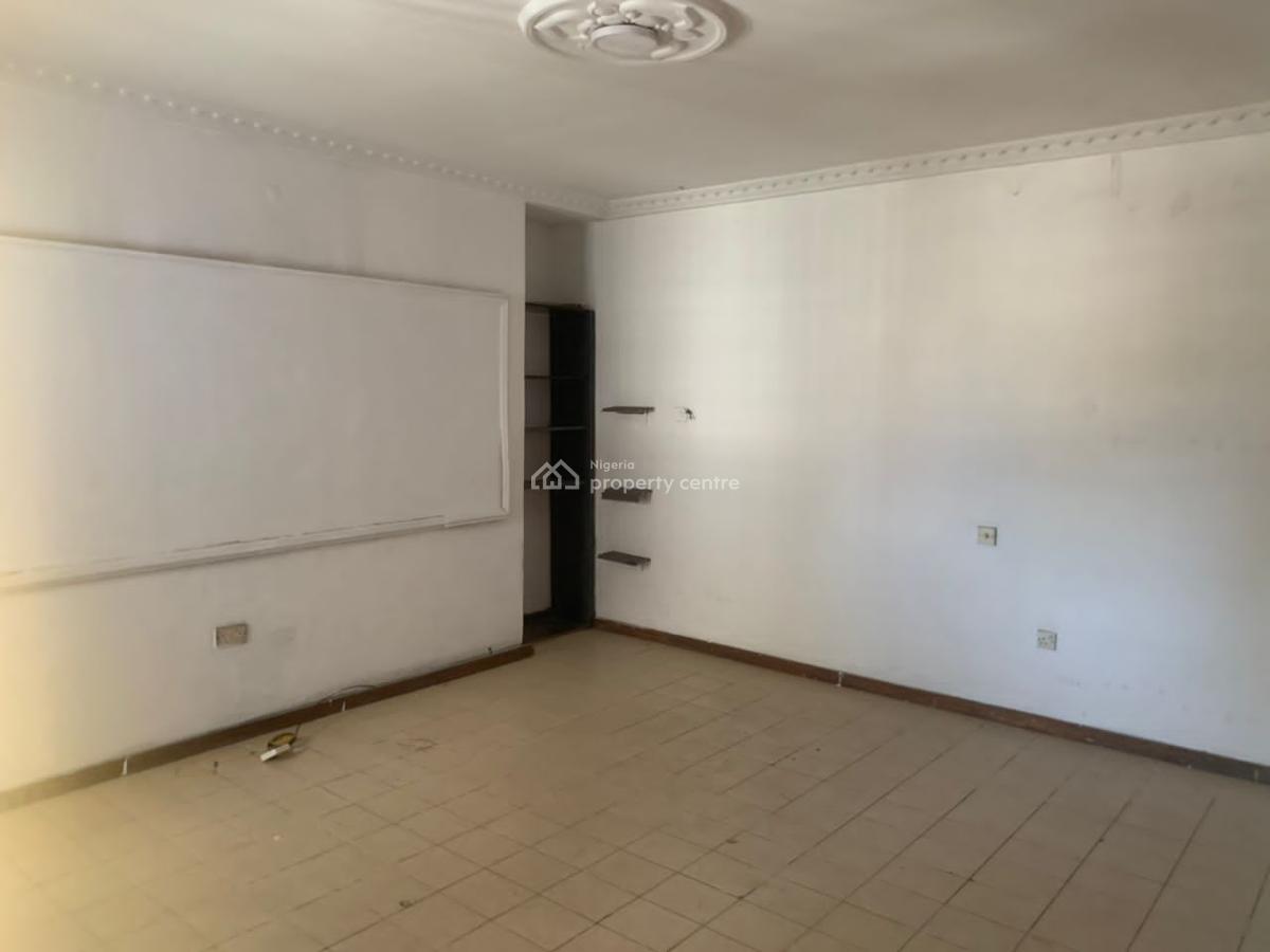 Beautiful Commercial 2bedroom Duplex in Lekki Phase 1, Lekki Phase 1, Lekki Phase 1, Lekki, Lagos, Semi-detached Duplex for Rent