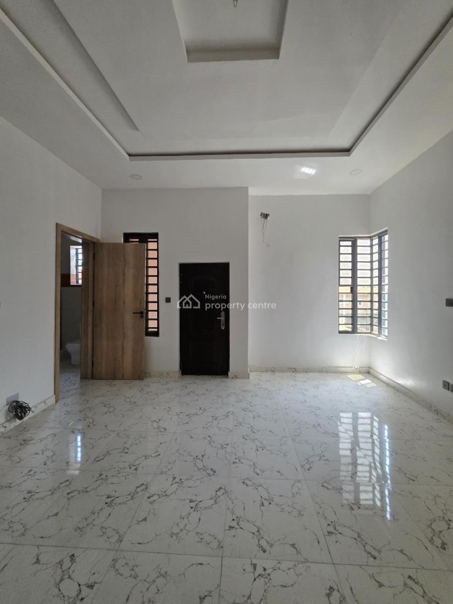Luxury 4 Bedroom Terrace Duplex with Excellent Finishing, Off Mobil Road Ilaje, Lekki Phase 2, Lekki, Lagos, Terraced Duplex for Rent