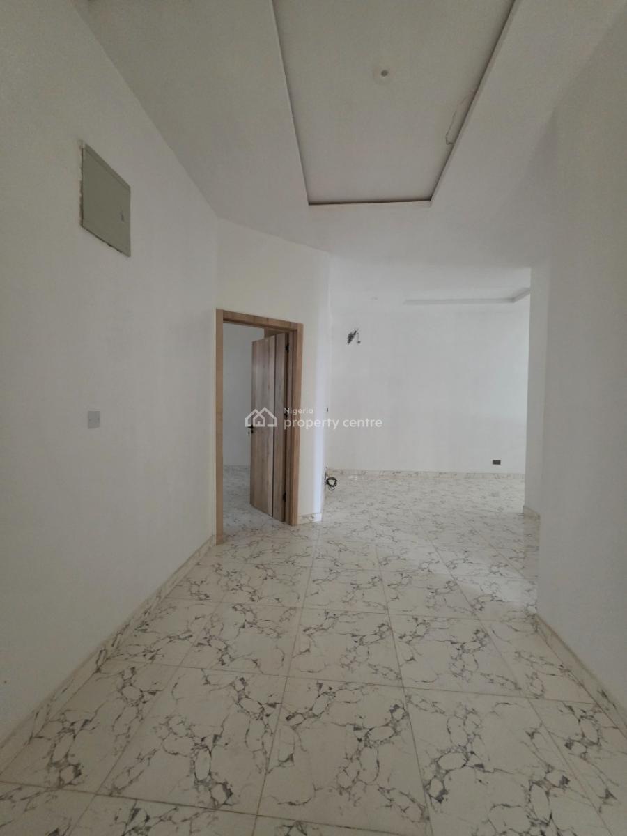 Luxury 4 Bedroom Terrace Duplex with Excellent Finishing, Off Mobil Road Ilaje, Lekki Phase 2, Lekki, Lagos, Terraced Duplex for Rent
