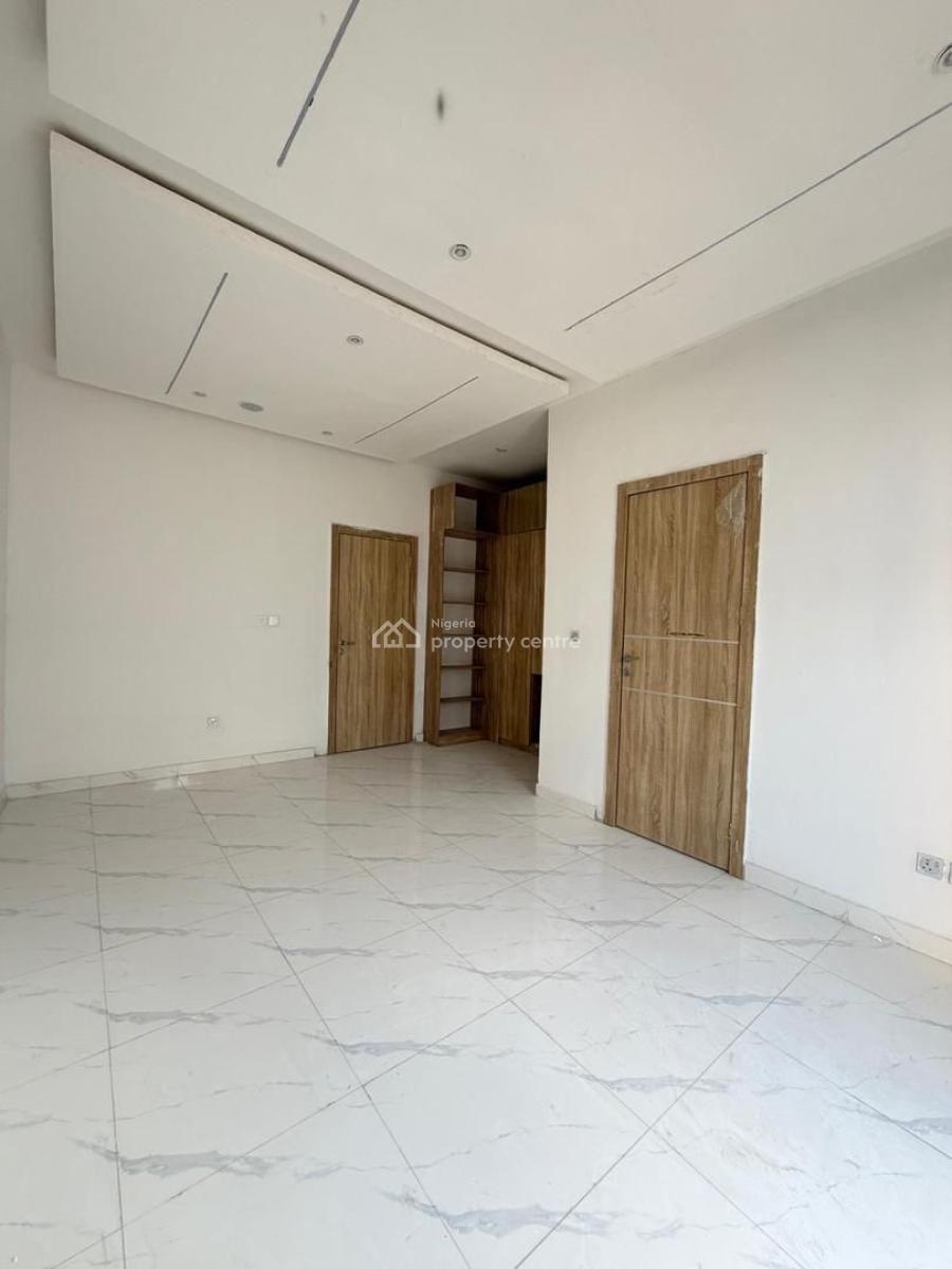 a Fantastic 3 Bedroom Terraced Duplex in a Secure Estate, Abraham Adesanya, Ajah, Lagos, Terraced Duplex for Sale