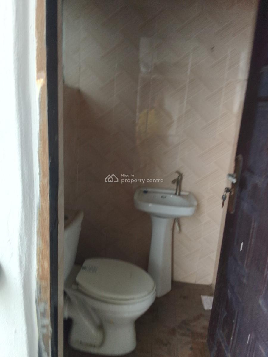 Spacious 2 Bedroom Flat, Kajola, Lakowe, Ibeju Lekki, Lagos, Flat / Apartment for Rent