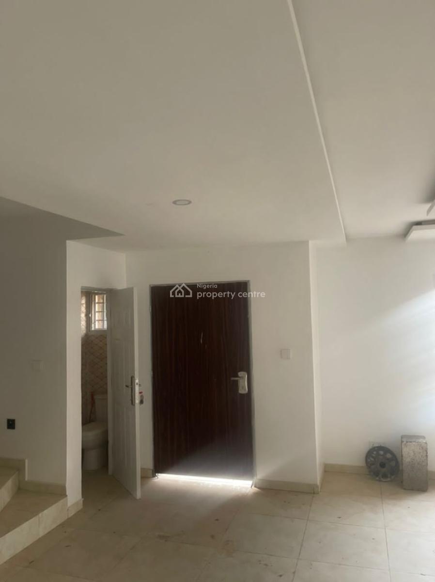 Distress: 4 Bedroom Terrace Duplex Available, Brains and Hammer Estate, Life Camp, Abuja, Terraced Duplex for Sale