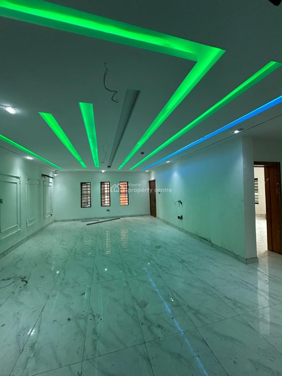 Luxury 3 Bedroom Apartment with Gym in a Secured Estate, Freedom Way, Lekki Phase 1, Lekki, Lagos, Flat / Apartment for Sale