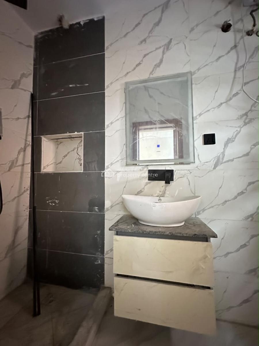 Luxury 3 Bedroom Apartment with Gym in a Secured Estate, Freedom Way, Lekki Phase 1, Lekki, Lagos, Flat / Apartment for Sale