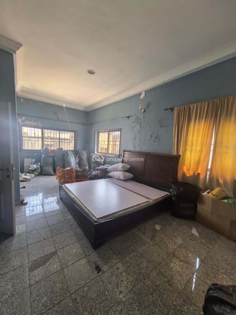 5 Bedroom Duplex with 6 Toilets and Baths with Private Car Park Space, Lekki Phase 1, Lekki, Lagos, Detached Duplex for Rent