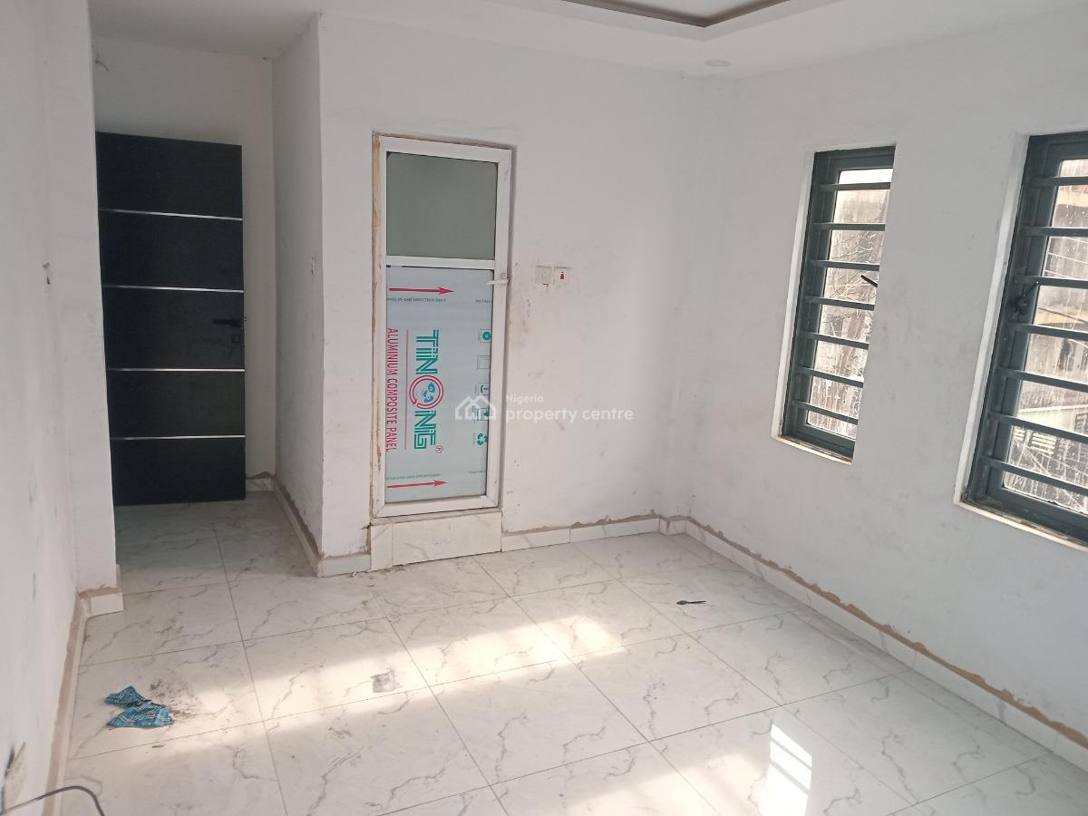 St Louis 2bd Flat, Alagomeji By Adekunle, Alagomeji, Yaba, Lagos, Flat / Apartment for Rent