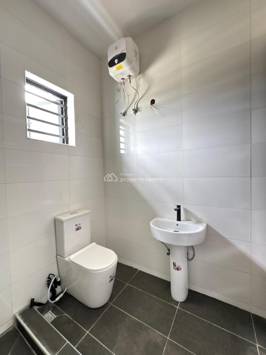 Newly Built 3 Bedroom Apartments, Surulere, Lagos, Block of Flats for Sale