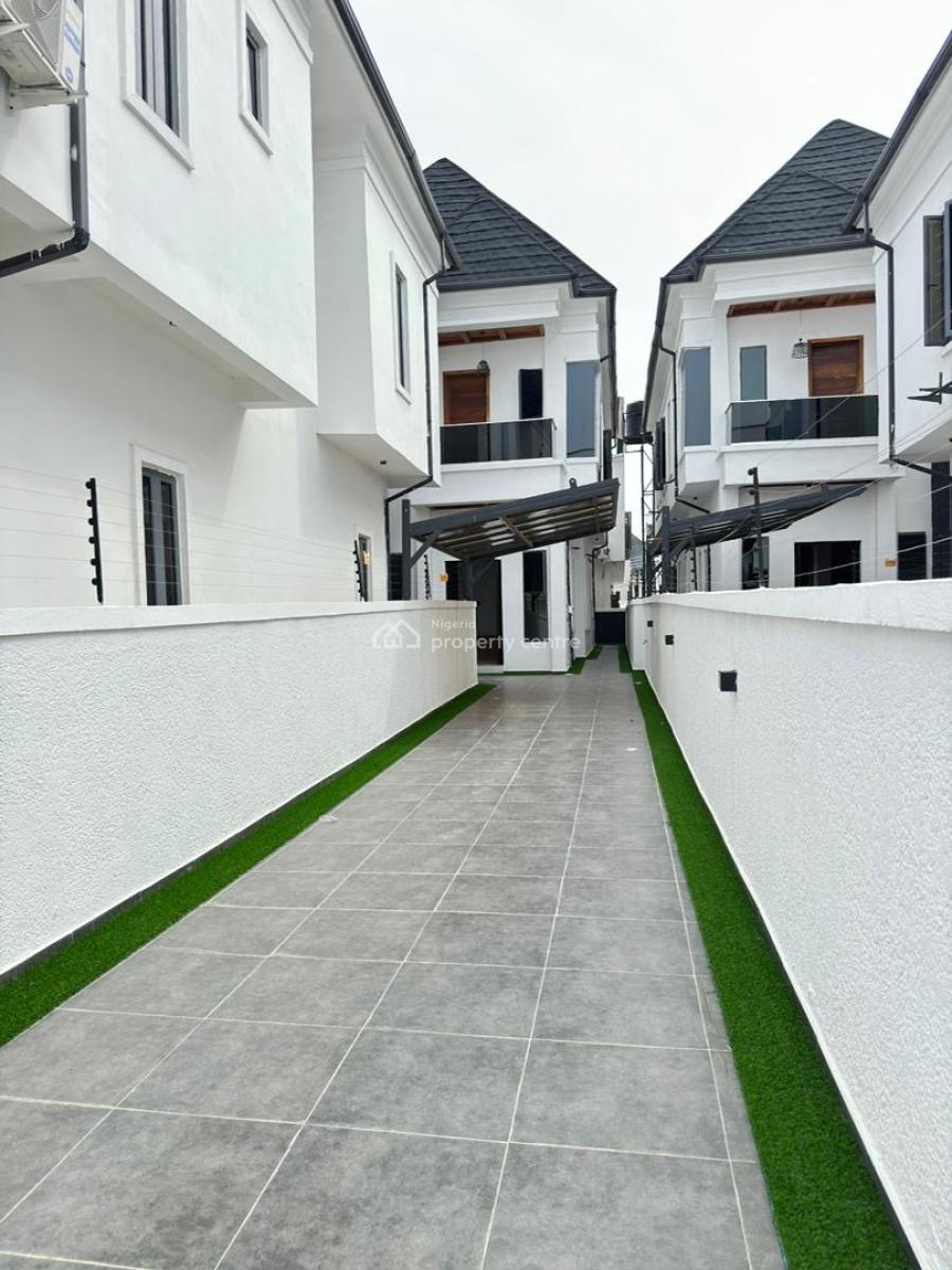4 Bedroom Fully Detached Duplex, Orchid Road, Lekki Expressway, Lekki, Lagos, Detached Duplex for Sale