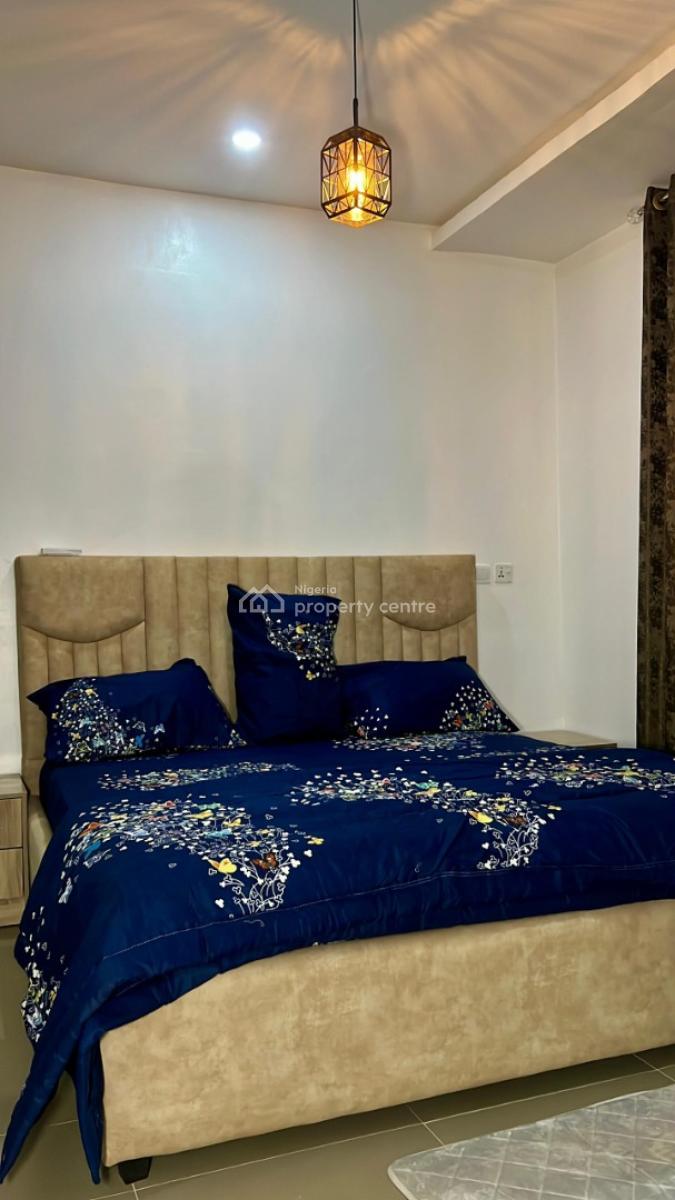 Commercial Property, 3rd Avenue, Gwarinpa, Abuja, Hotel / Guest House for Sale