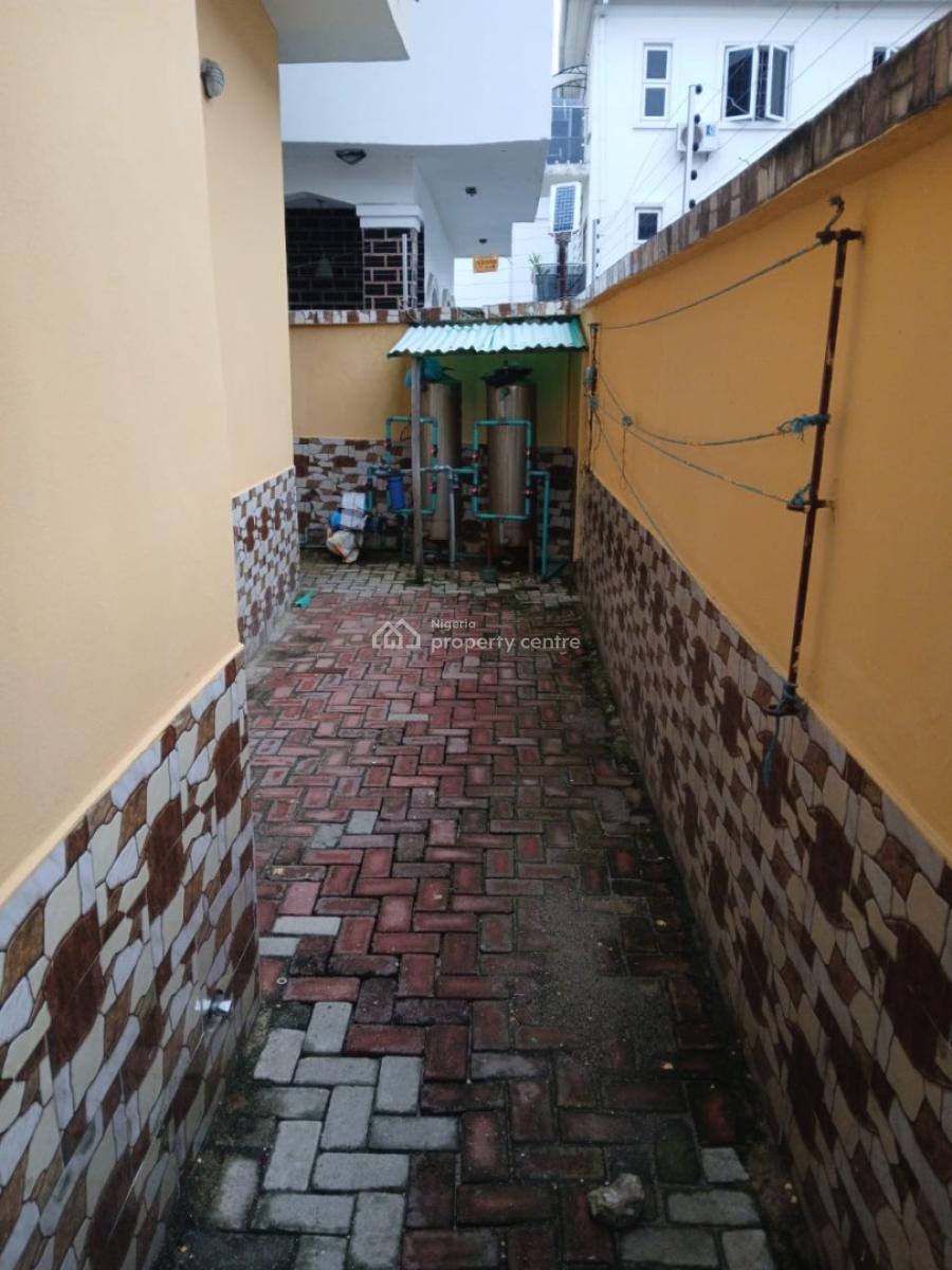Luxury Lovely 4bedroom Semi Detached Duplex with Bq, Mobil Road Ilaje, Ajah, Lagos, Semi-detached Duplex for Rent