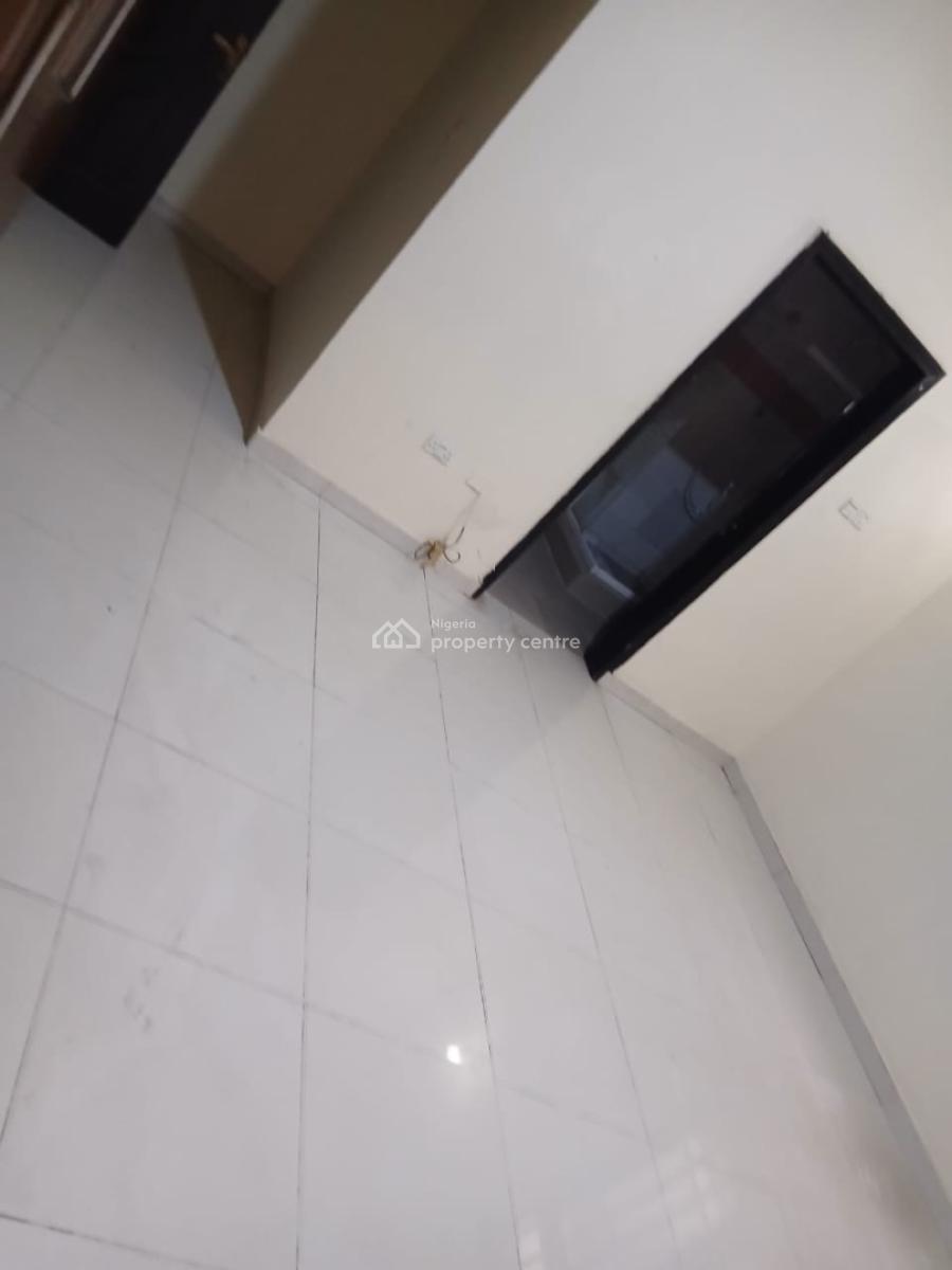 Luxury Lovely 4bedroom Semi Detached Duplex with Bq, Mobil Road Ilaje, Ajah, Lagos, Semi-detached Duplex for Rent