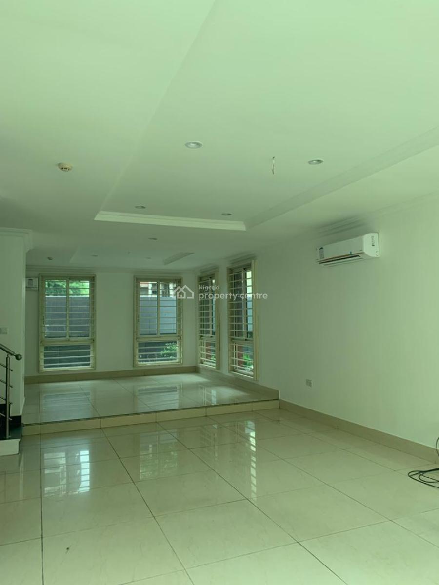 Exquisitely 3bedroom Mainsonette with Bq, Mobolaji Johnson Avenue, Ikoyi, Ikoyi, Lagos, Flat / Apartment for Rent