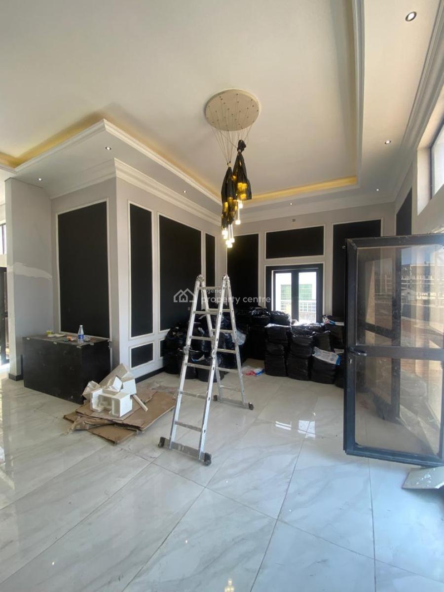 Luxury 3bedroom Penthouse, Richmond Estate Ikate Nike Art Gallery, Lekki, Lagos, Flat / Apartment for Sale